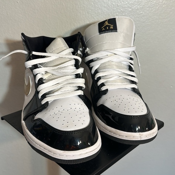 Air Jordan 1’s - Picture 4 of 9